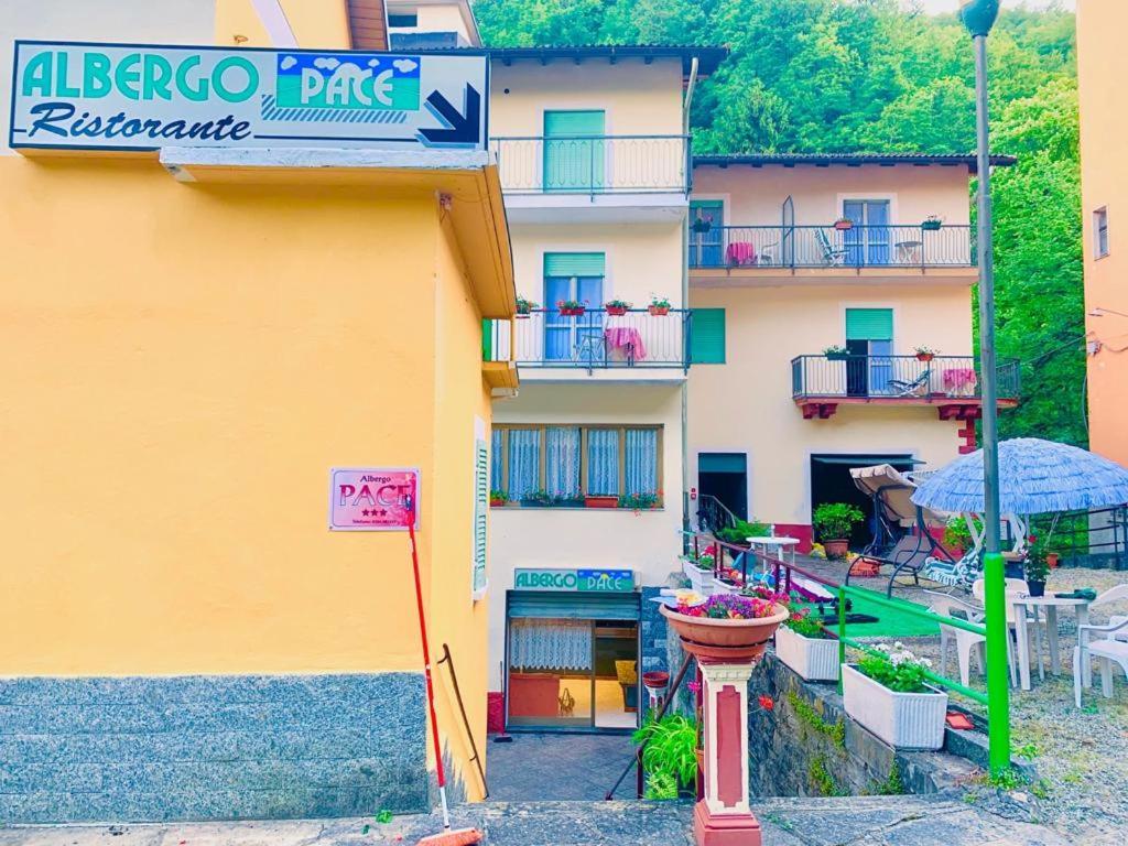 Albergo Ristorante Pace Bognanco エクステリア 写真
