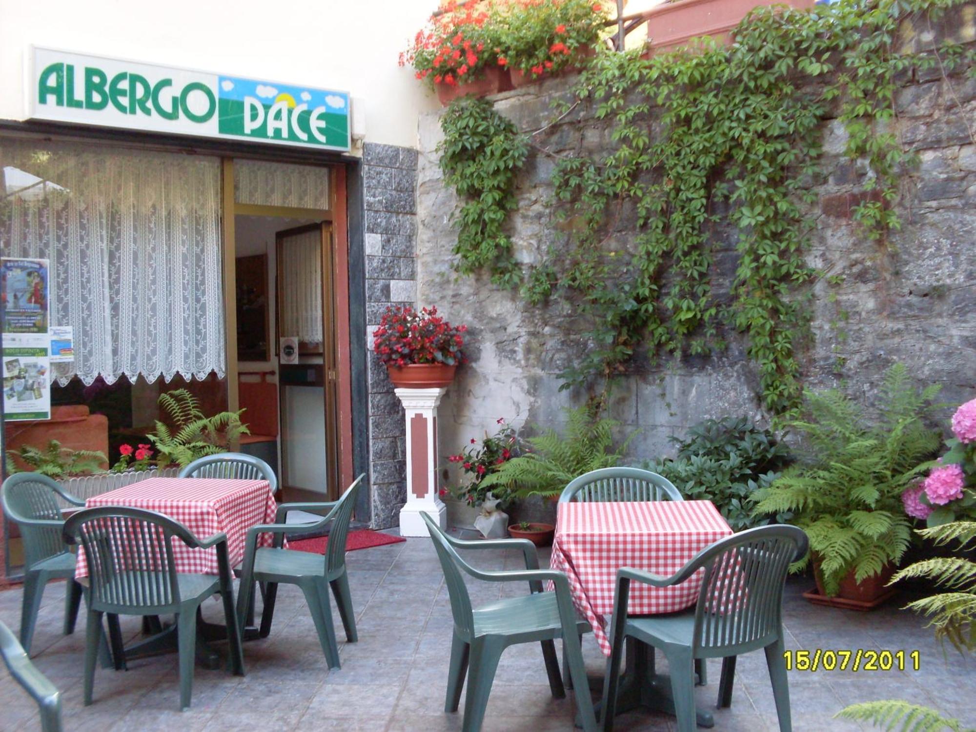 Albergo Ristorante Pace Bognanco エクステリア 写真